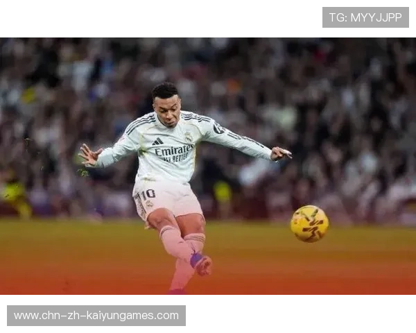 世界杯姆巴佩边路下底传中制造决定性头球