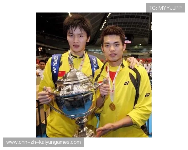 传奇队长荣耀退役，俱乐部与球迷共赴最温馨的告别仪式